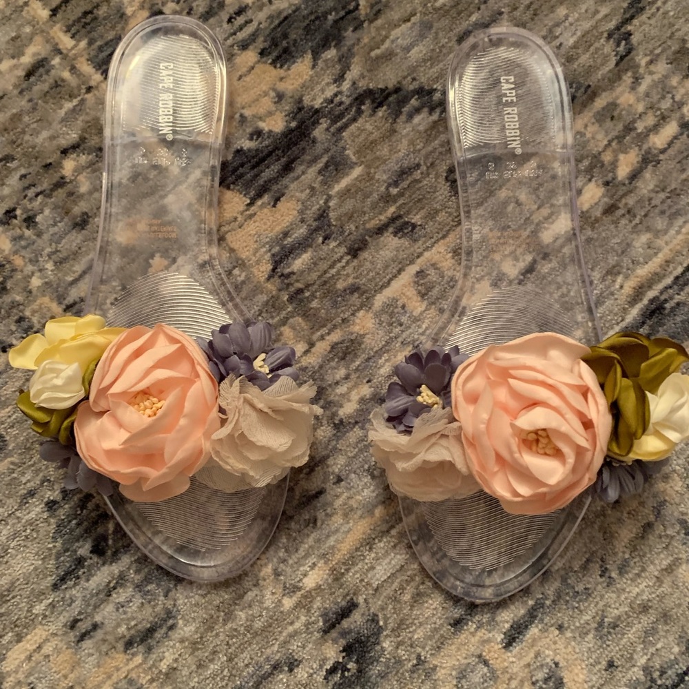 Cape Robbin jelly sandals - size 9